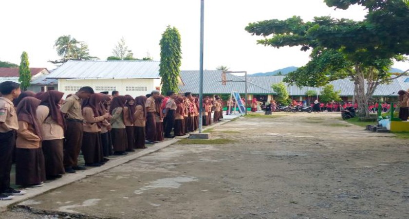 Muhadarah Oleh Kelas X IPA 4 MAN 1 Tapanuli Tengah